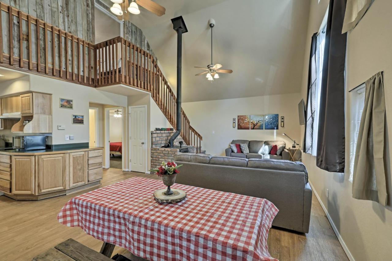 Family-friendly Forested With Snow Play Area! Holiday home Flagstaff
