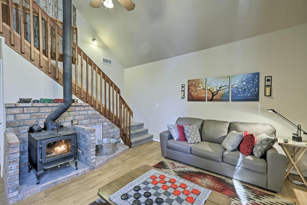 Family-friendly Forested With Snow Play Area! Holiday home Flagstaff