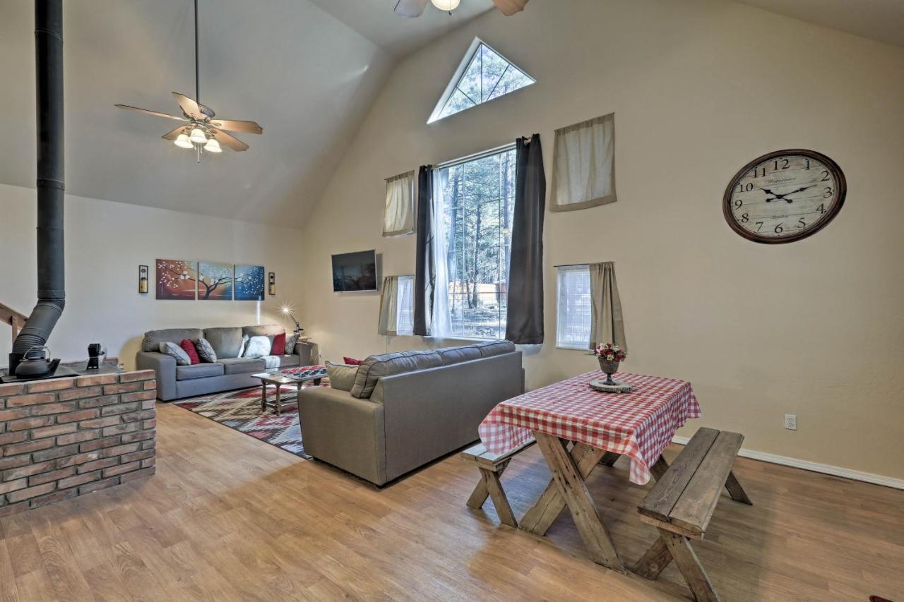 Family-friendly Forested With Snow Play Area! Holiday home