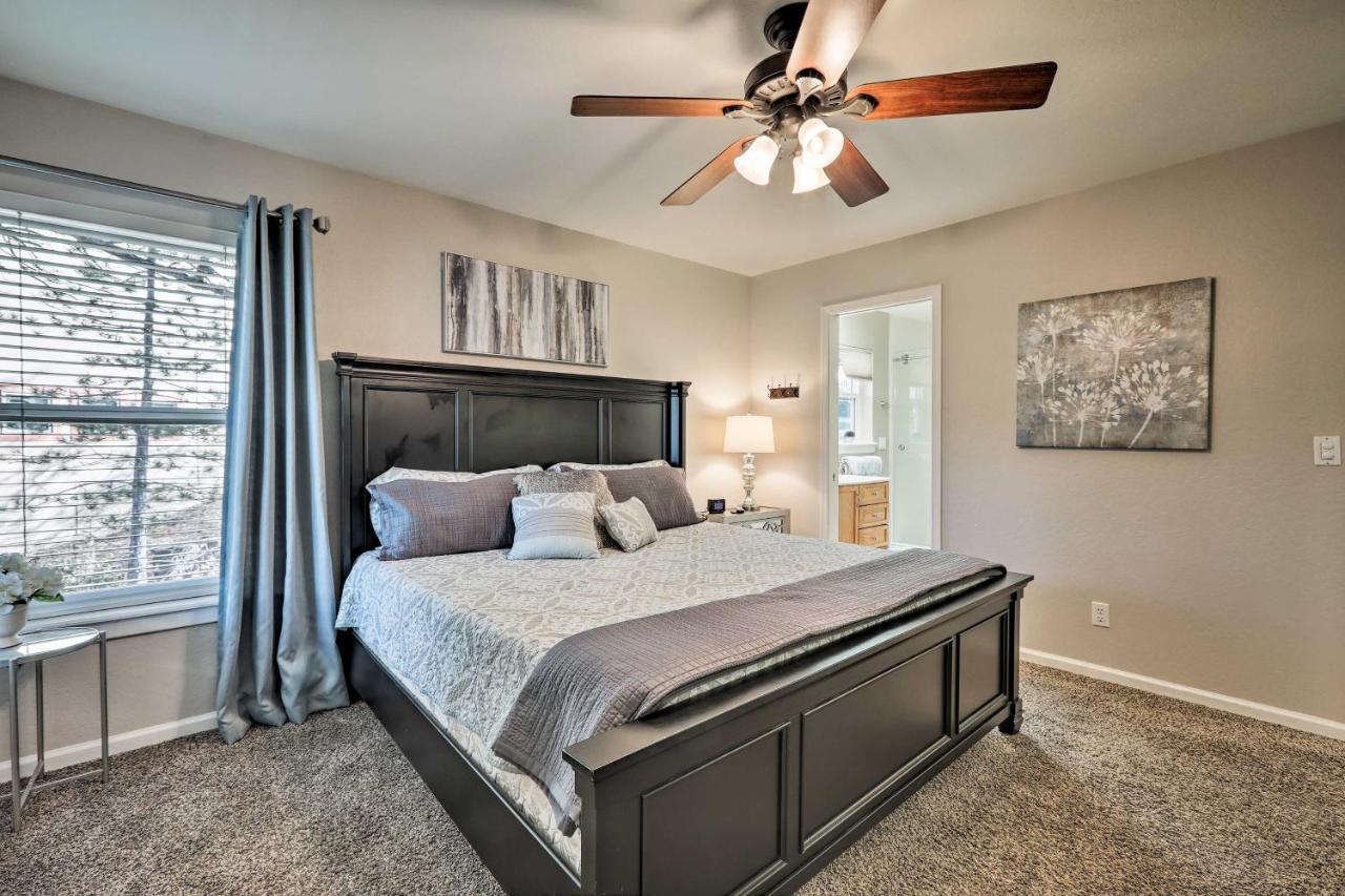 Upscale With Hot Tub And Mountain Views Flagstaff