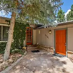 Captivating Continental Country Club Retreat With 4 Bdr And Spacious Deck!