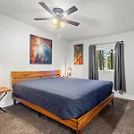 The Cozy Cottage