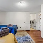 The Golfview Getaway