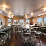 Kings House Motor Hotel