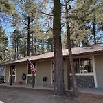 The Eagles Nest With Hot Tub