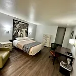Canyon Inn Motel By Oyo Flagstaff Route-66