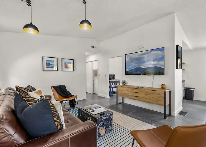 New Downtown Near Parks & Trails Industrial Ac