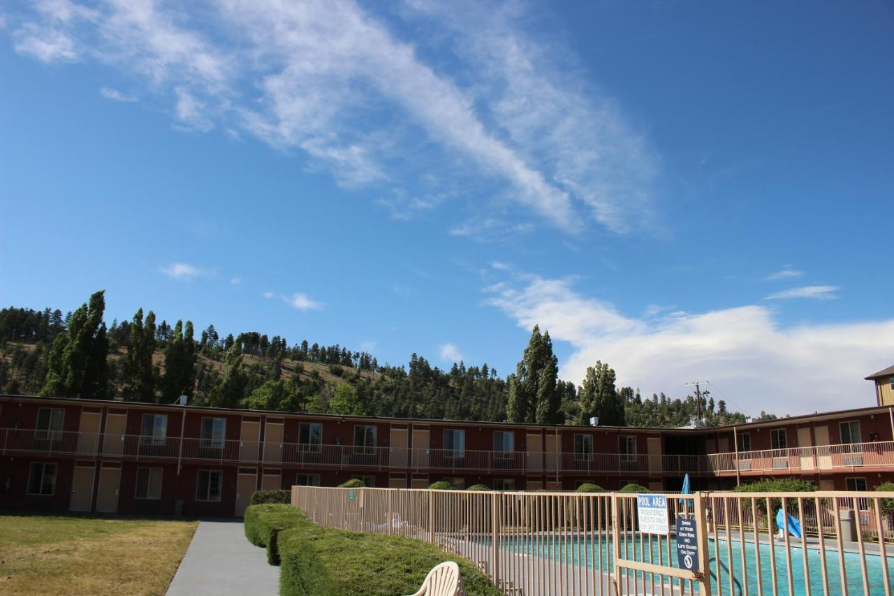 Hotel Days By Wyndham Near Downtown/nau On Route 66