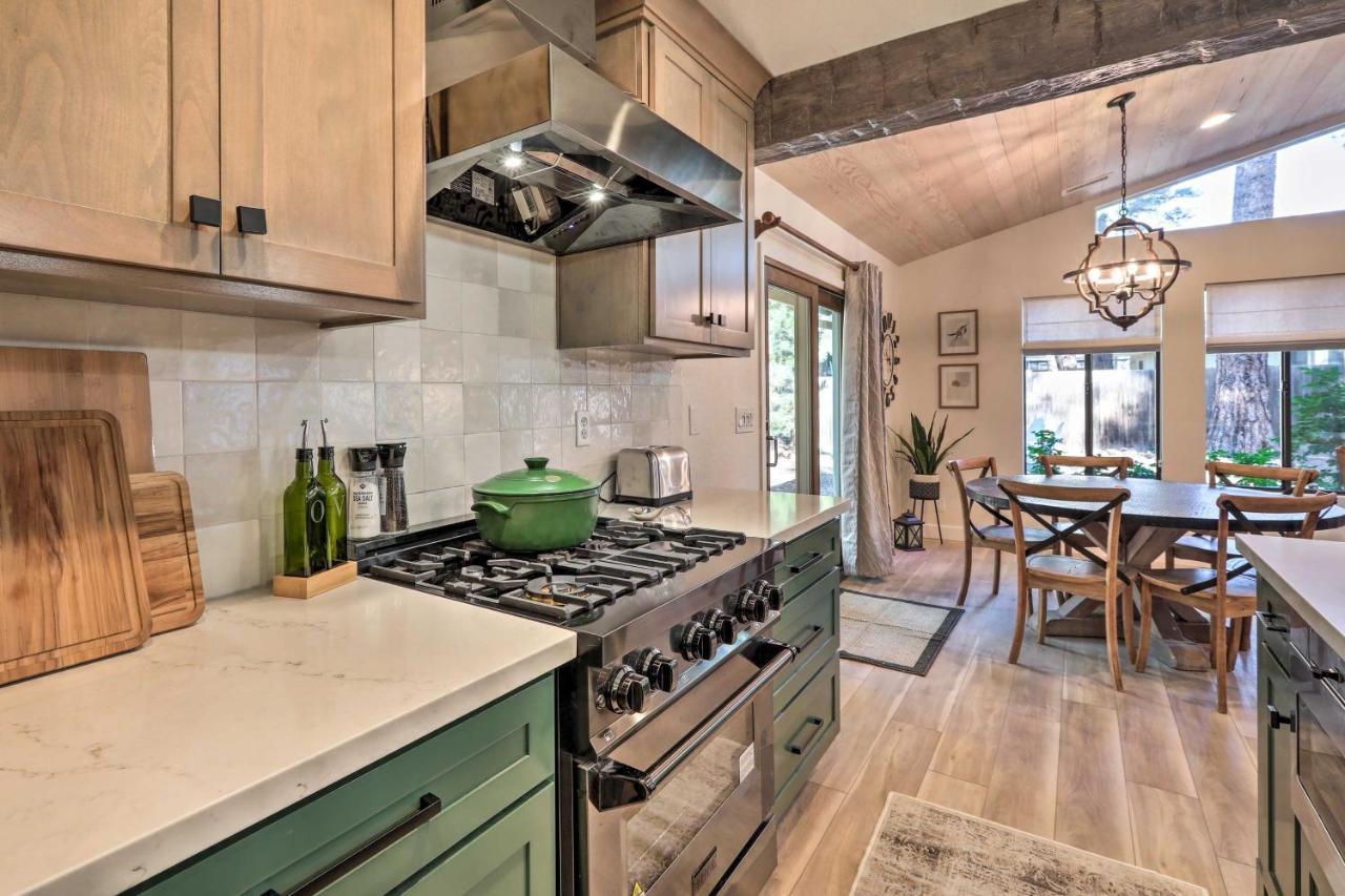 Holiday home Stylish Hideaway With Hot Tub And Fire Pit! *