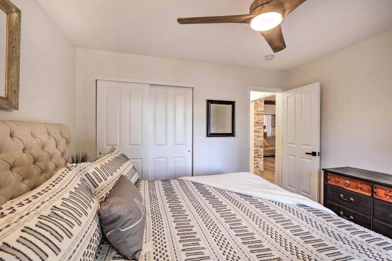 Stylish Hideaway With Hot Tub And Fire Pit! *