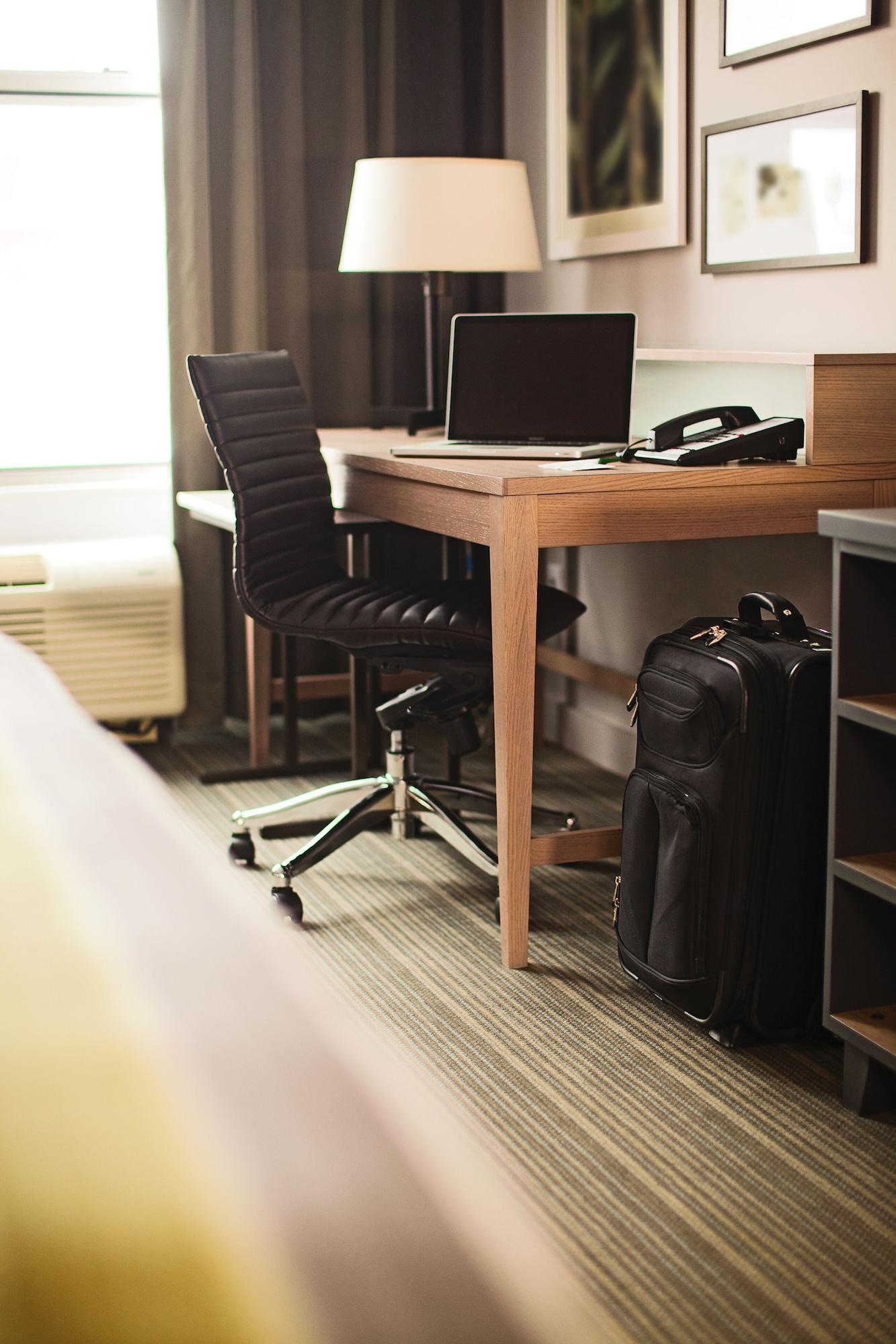 Hotel Country & By Radisson, Downtown, Az 3*