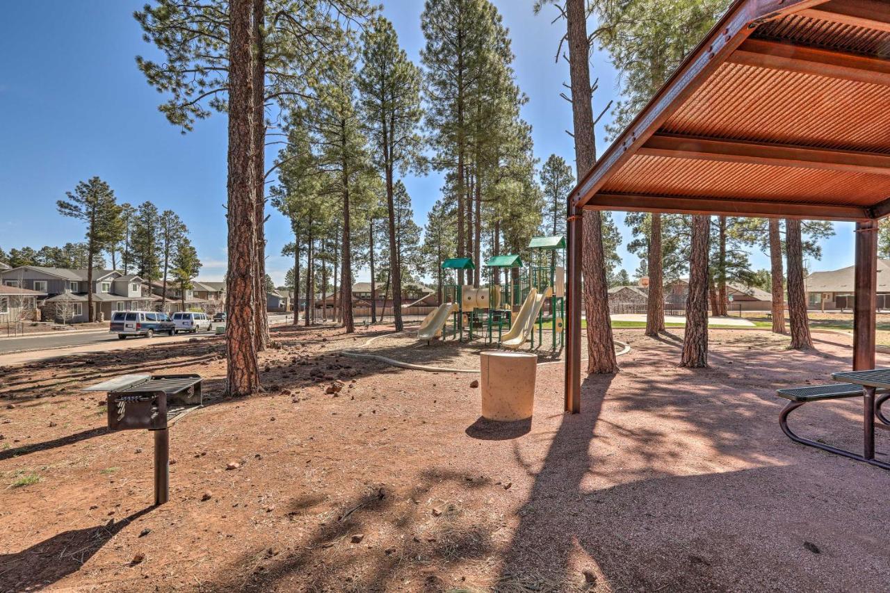 Holiday home Modern Home, 4 Mi To Downtown!
