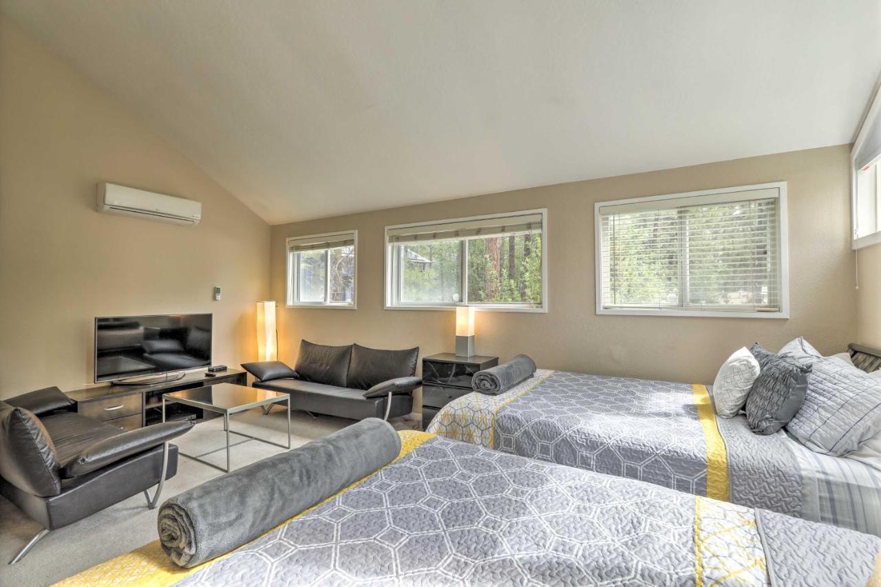 Expansive Family Retreat With Media Room! Holiday home *