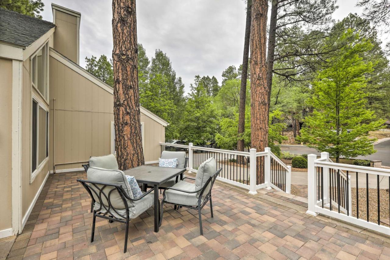 Holiday home Expansive Family Retreat With Media Room!