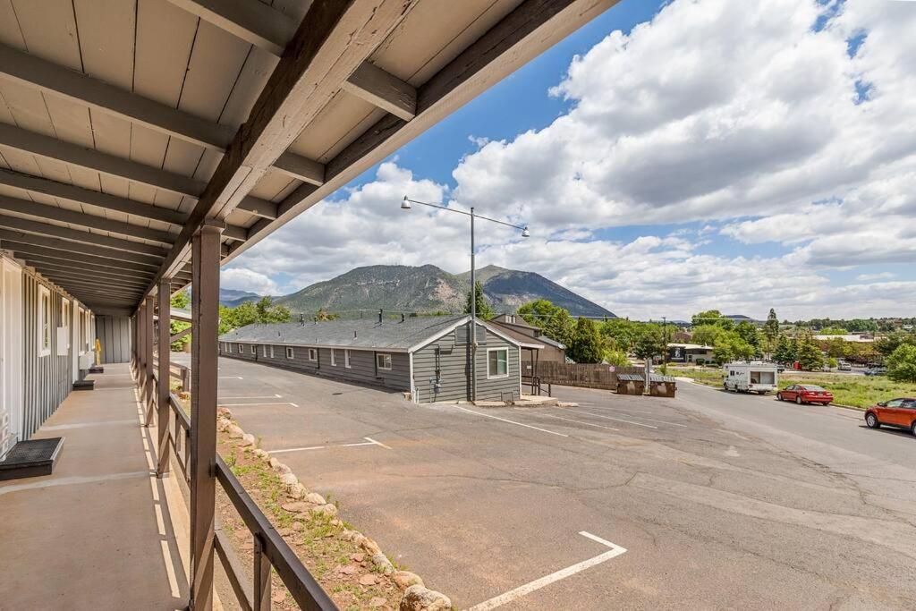 Apartment Venture At Route 66 Flagstaff