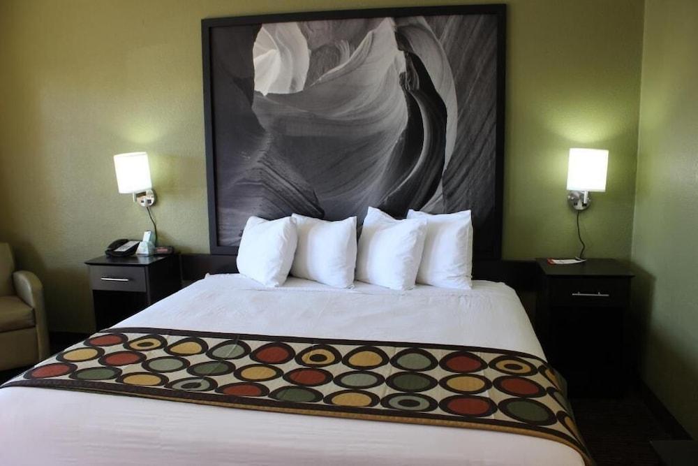 Super 8 By Wyndham Nau/downtown Conference Center Flagstaff