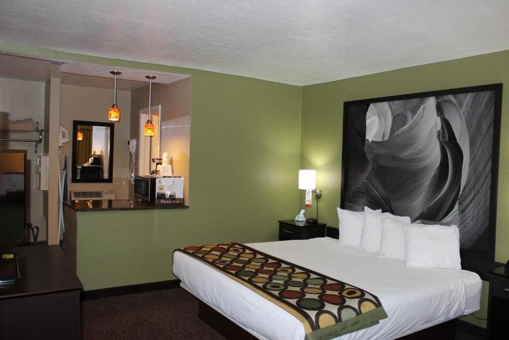 Super 8 By Wyndham Nau/downtown Conference Center Flagstaff