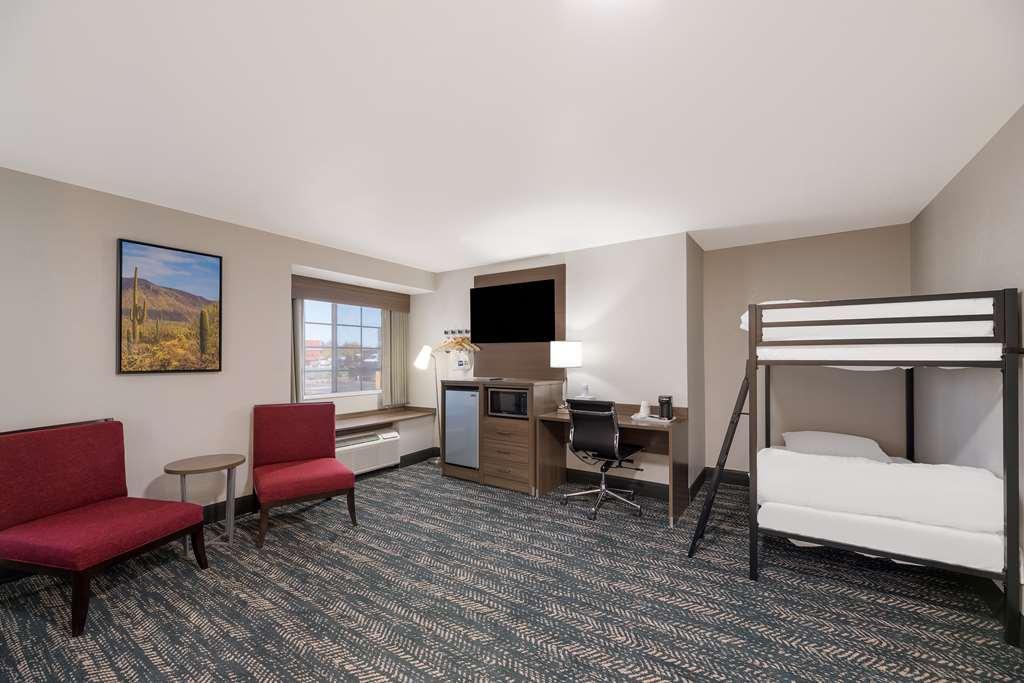 Hotel Western Shadow Mountain 3*