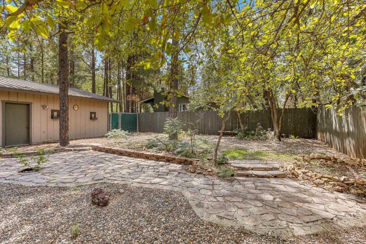 Holiday home Captivating Continental Country Club Retreat With 4 Bdr And Spacious Deck! *
