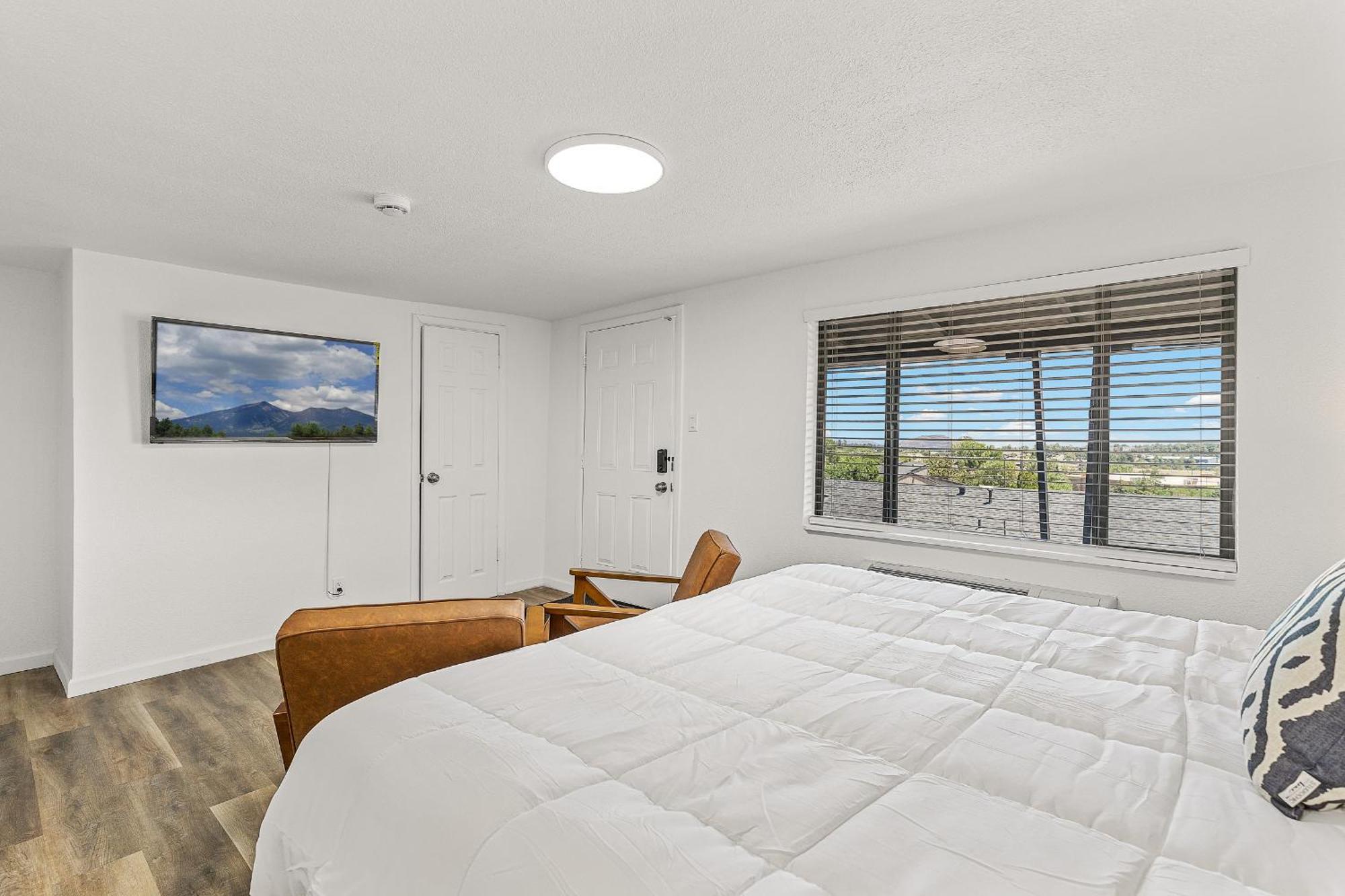 Apartment Venture At Route 66 Flagstaff