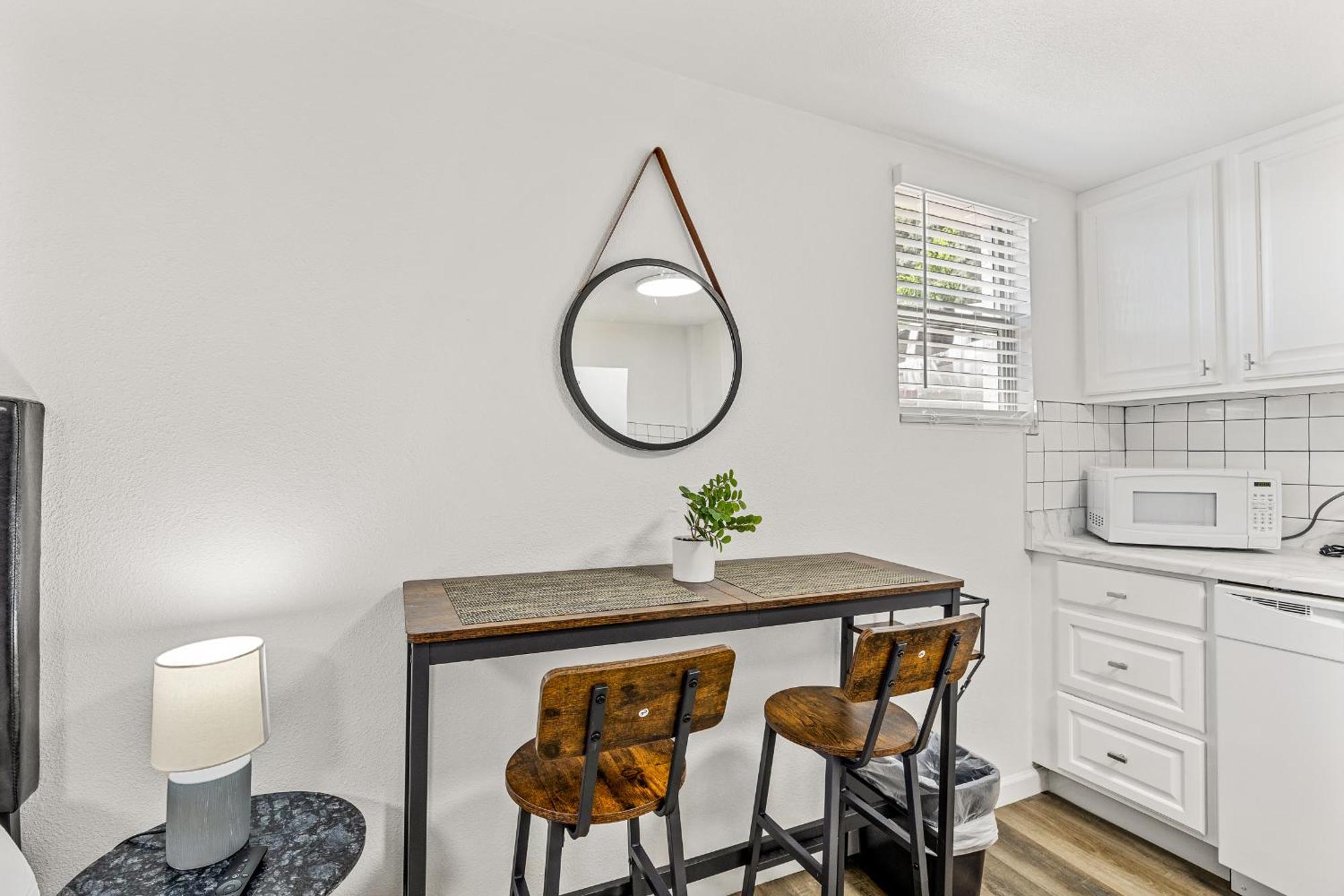 Apartment Venture At Route 66 Flagstaff