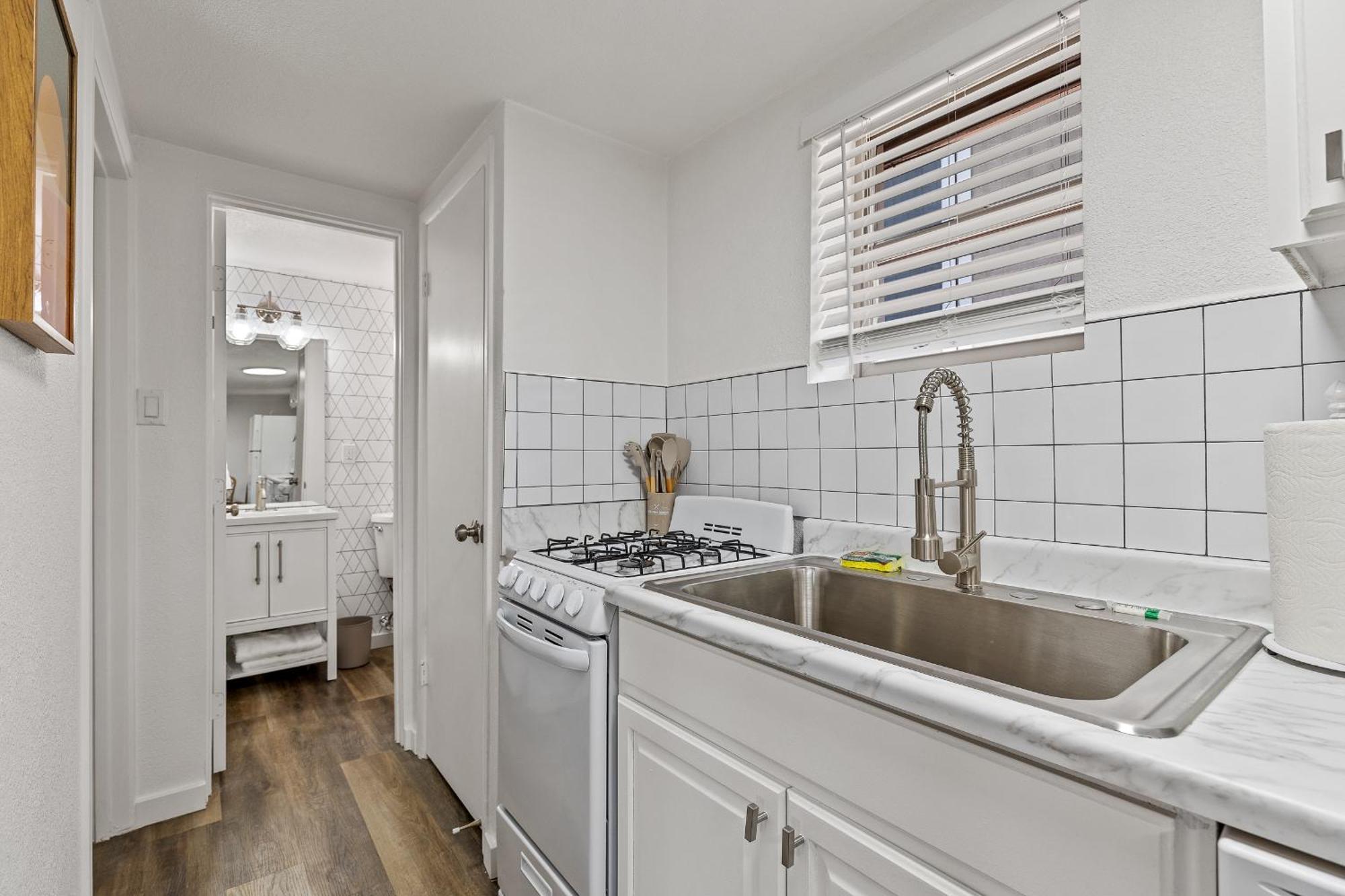 Apartment Venture At Route 66 *