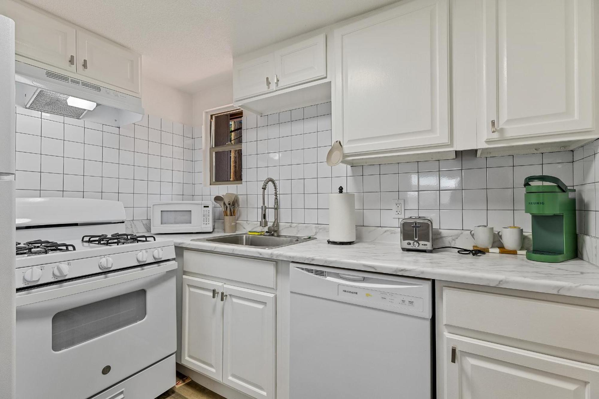 Apartment Venture At Route 66 *
