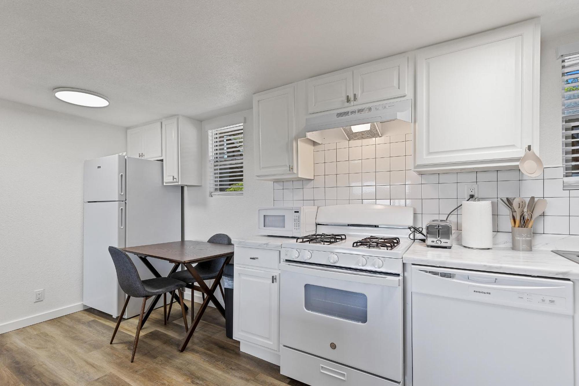 Apartment Venture At Route 66
