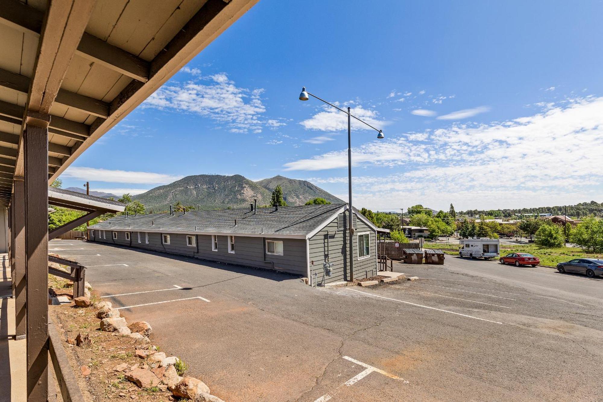 Venture At Route 66 Apartment *