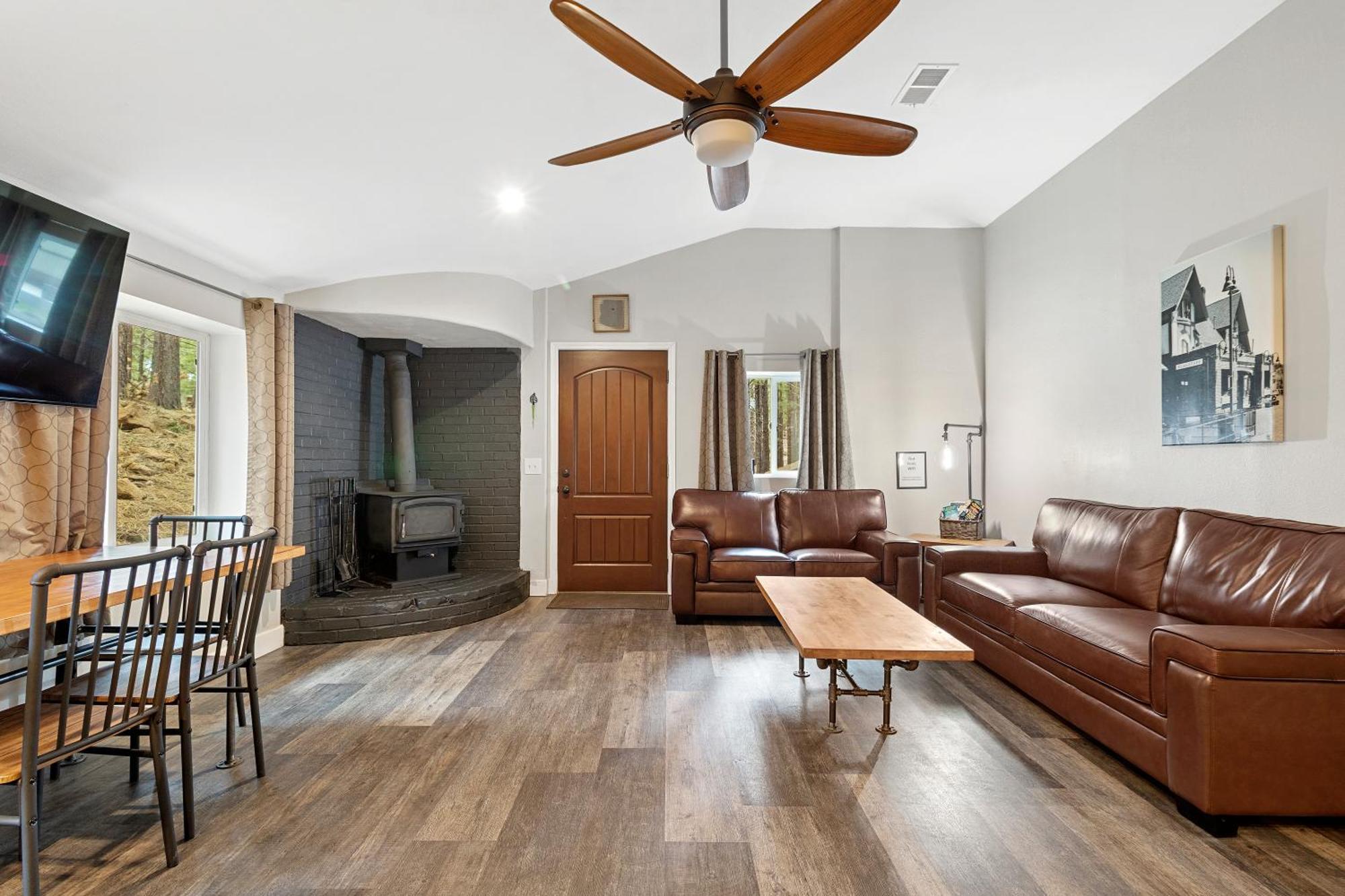 The Cozy Chalet