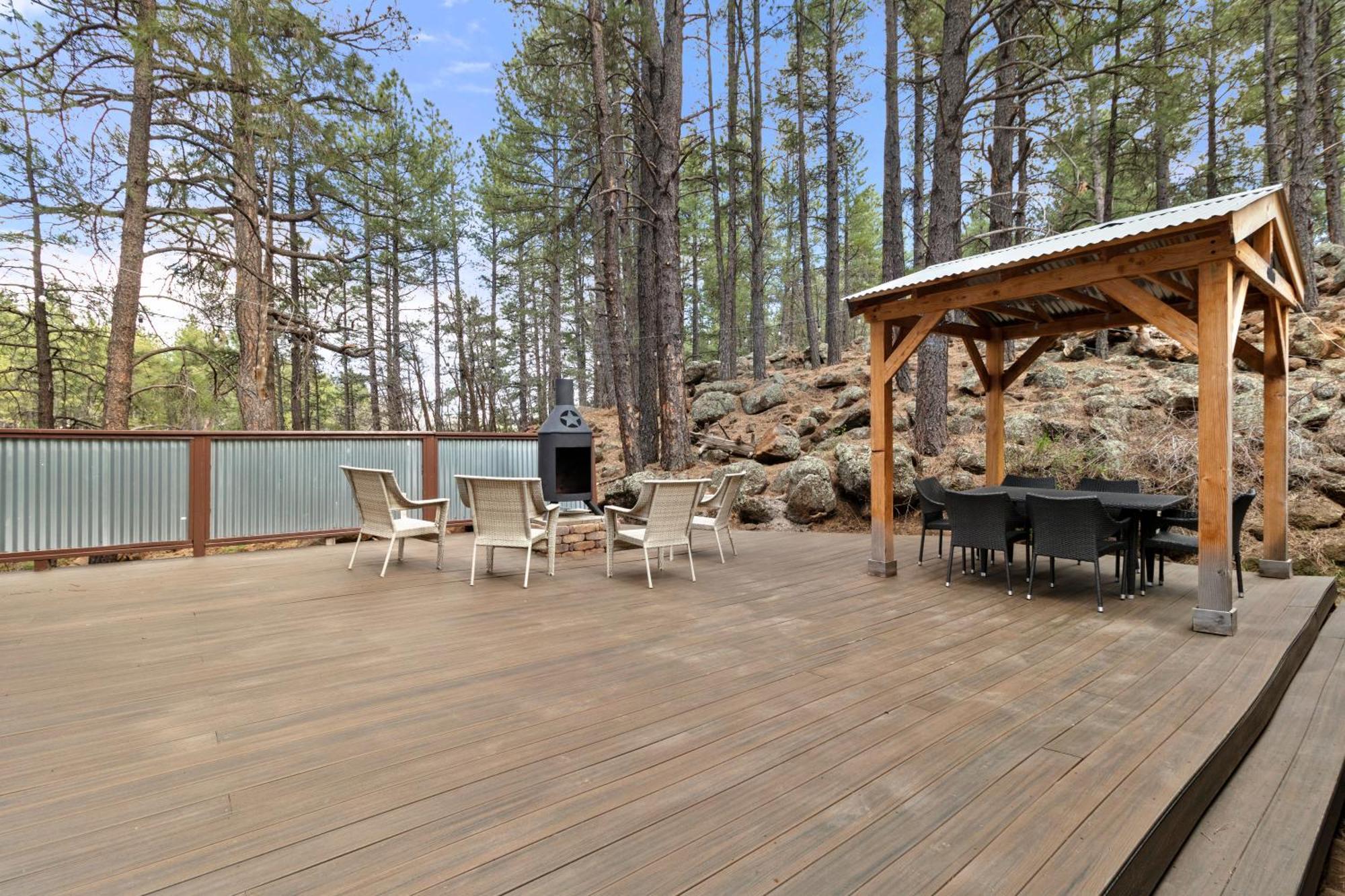 The Cozy Chalet