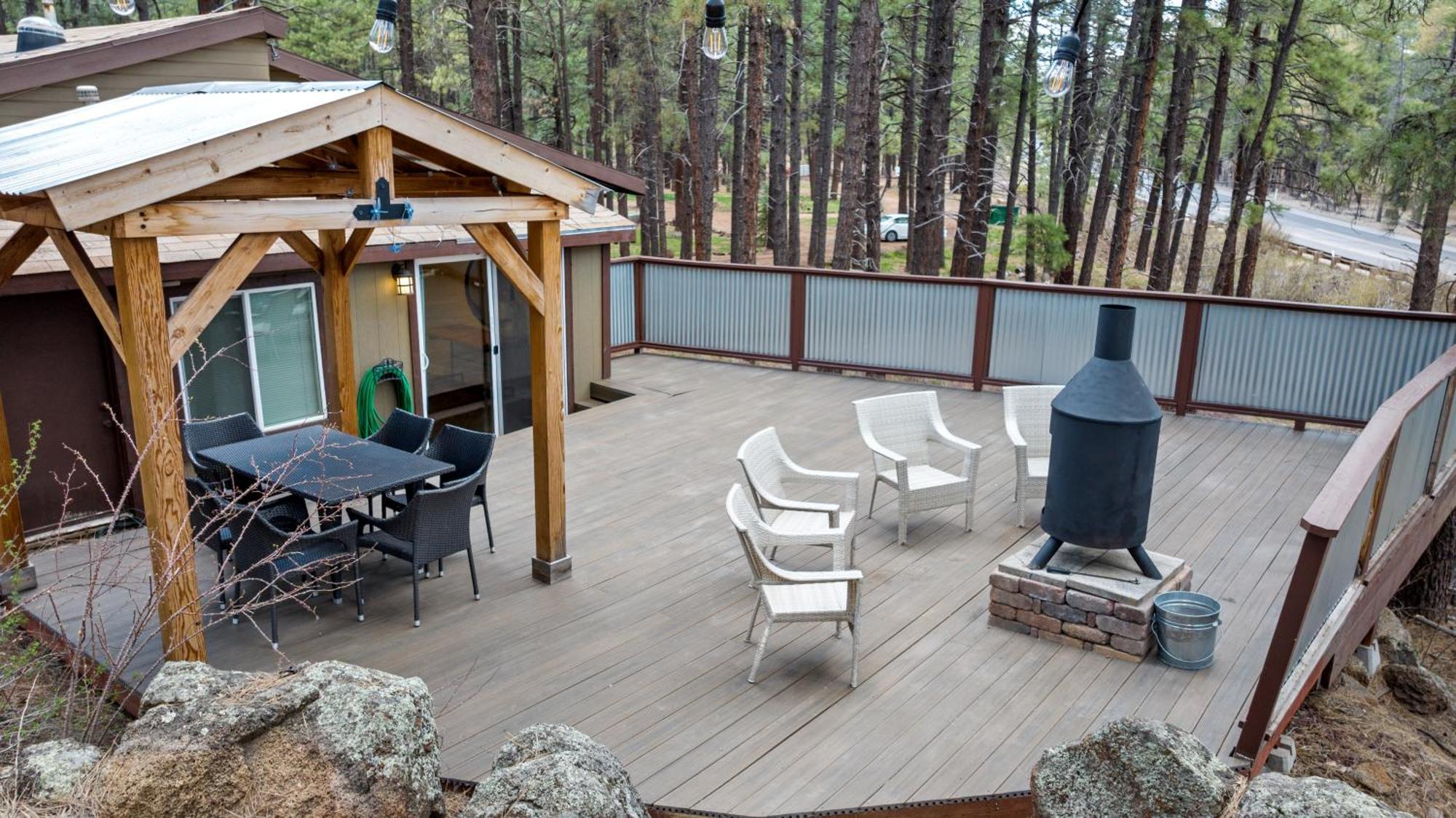 The Cozy Chalet *