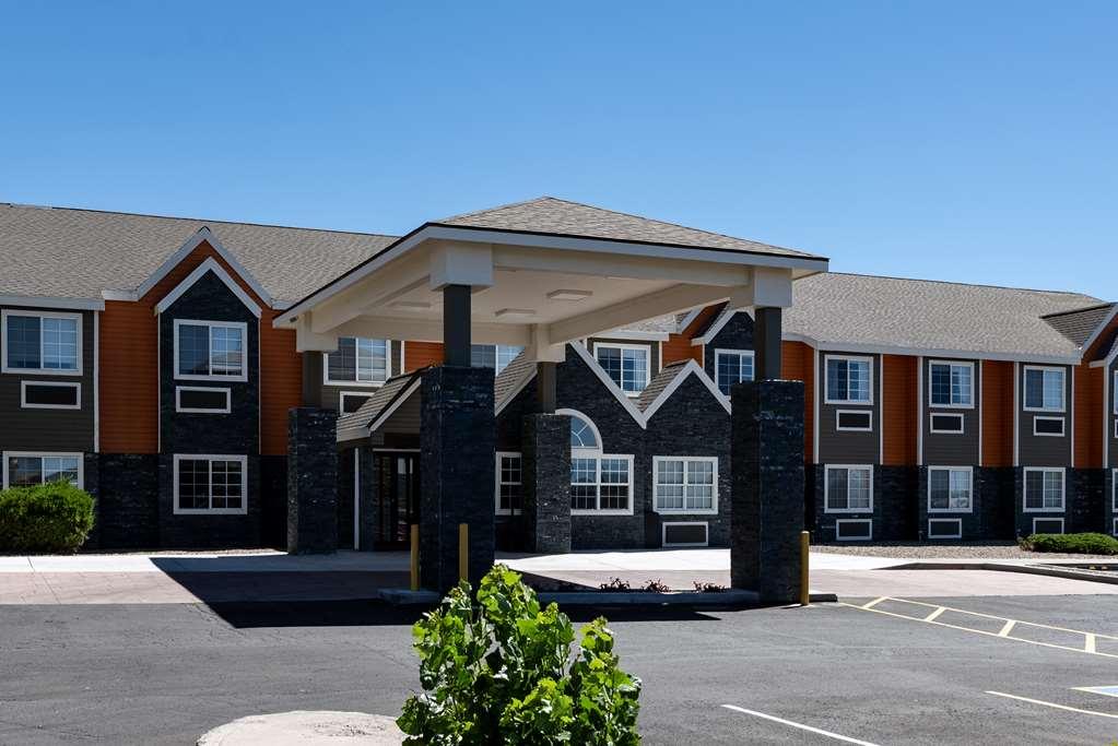 Western Shadow Mountain Hotel