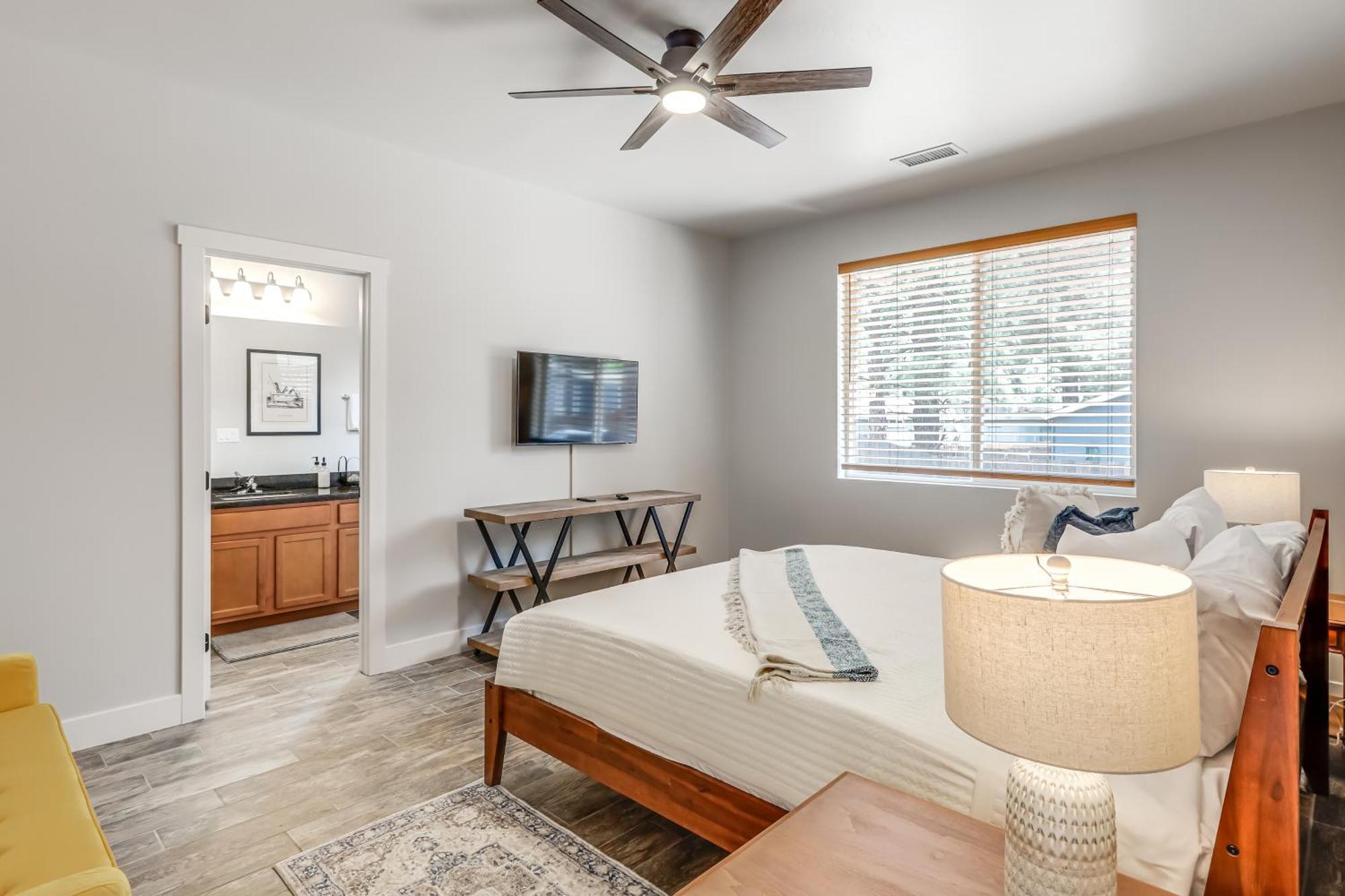 With Private Patio About 3 Mi To Downtown