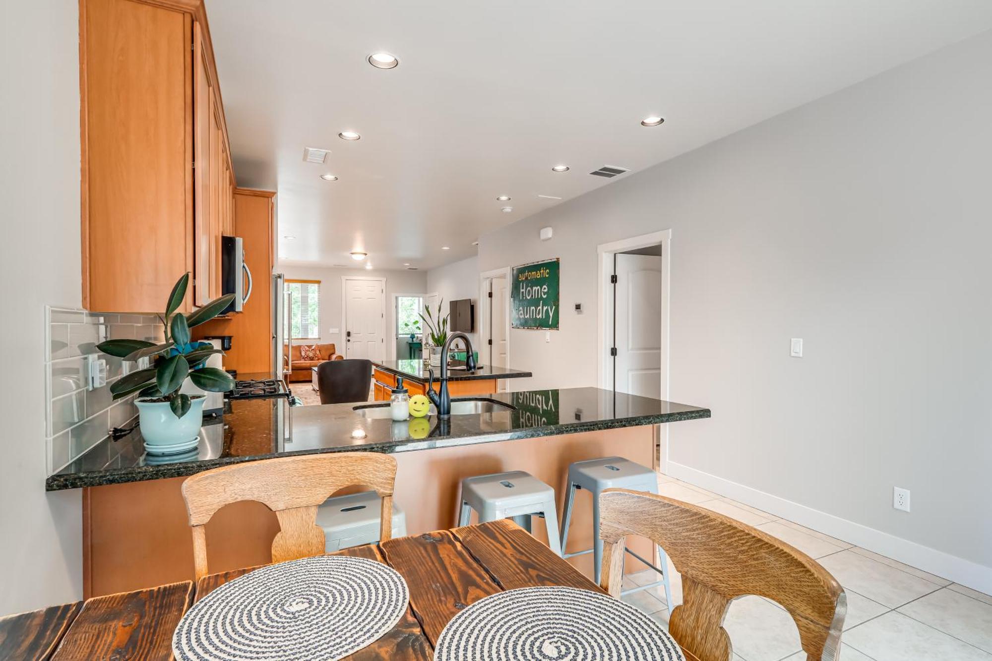 With Private Patio About 3 Mi To Downtown