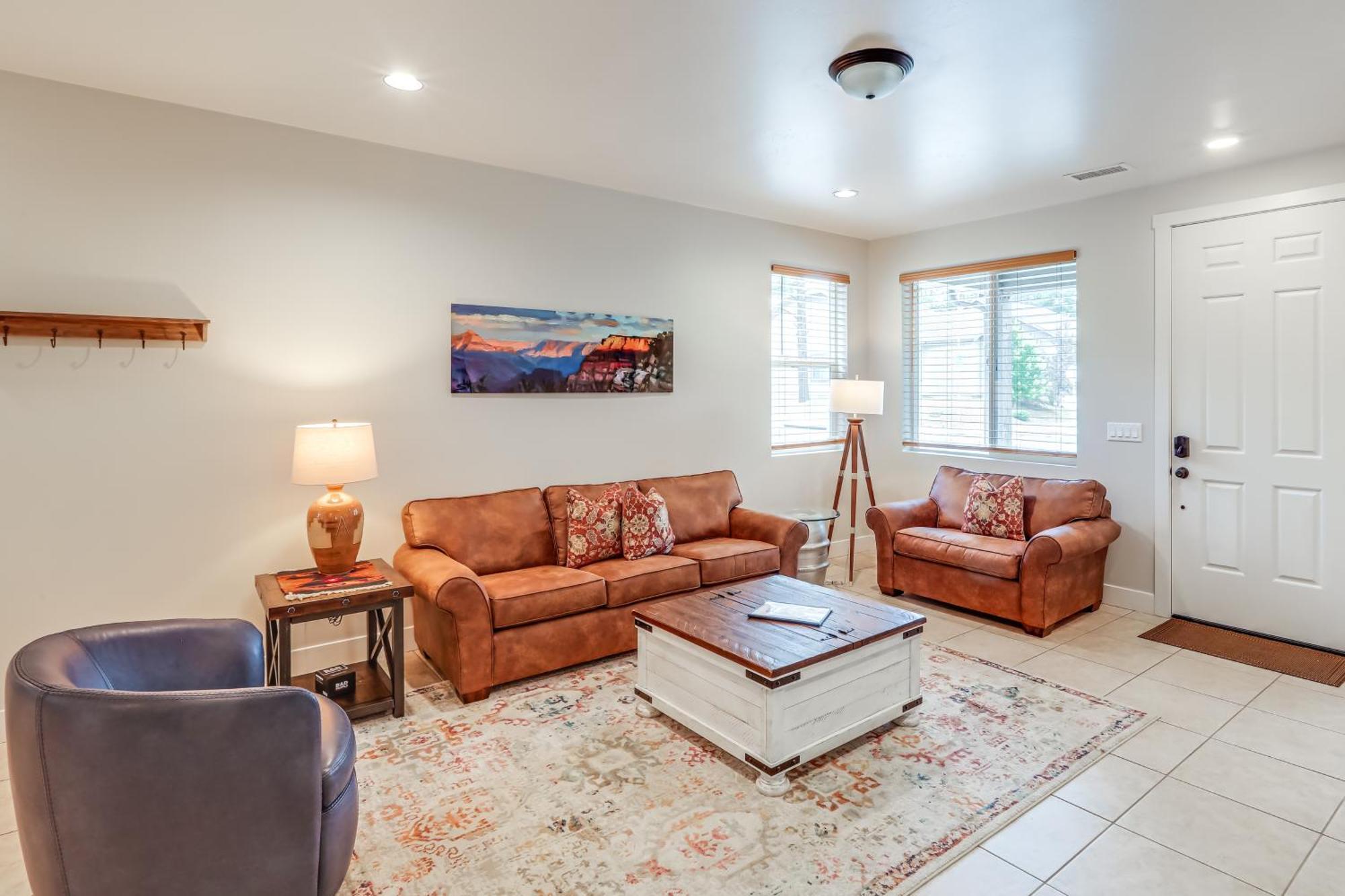 With Private Patio About 3 Mi To Downtown Flagstaff