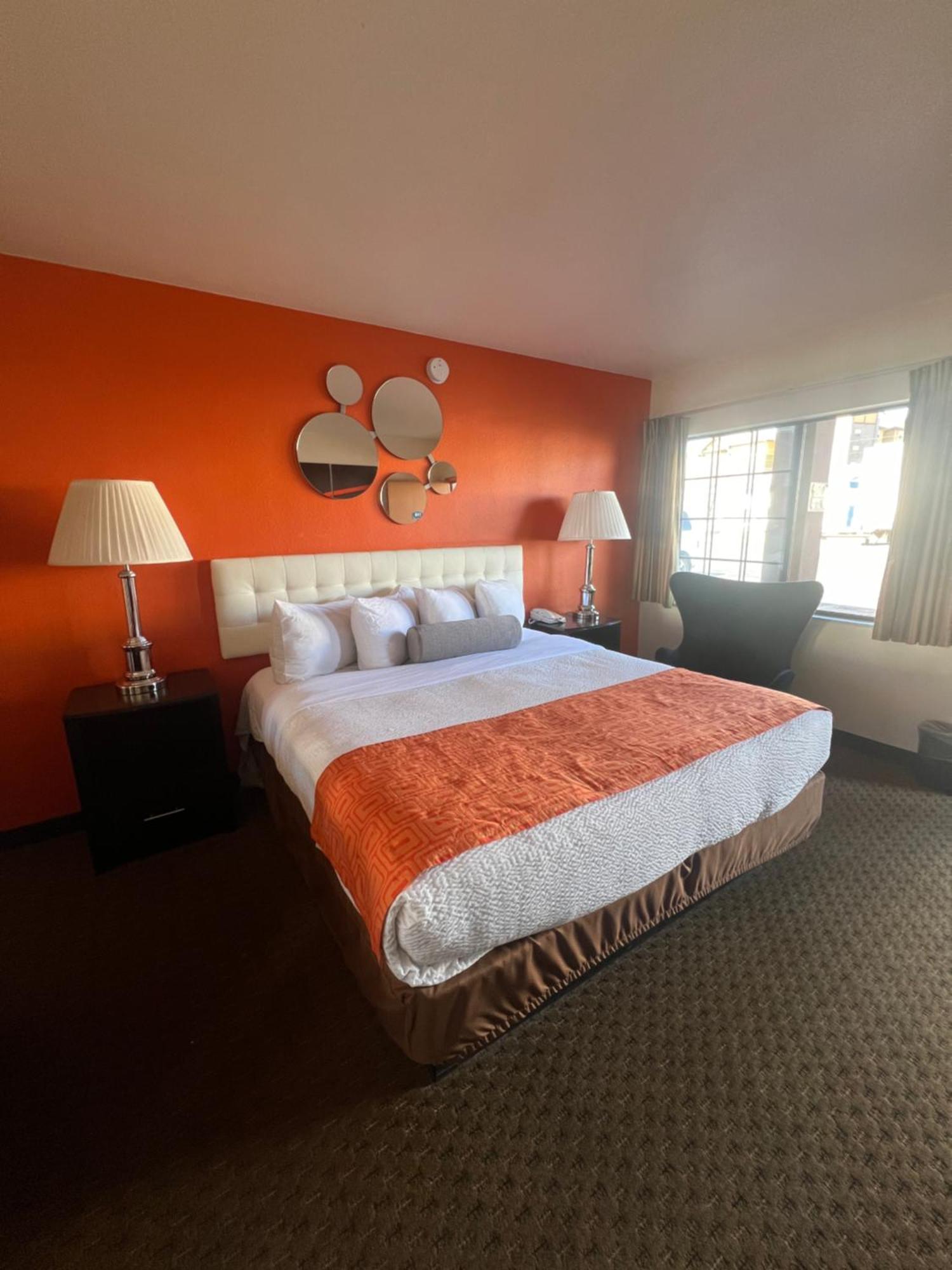 Howard Johnson By Wyndham University West Motel Flagstaff