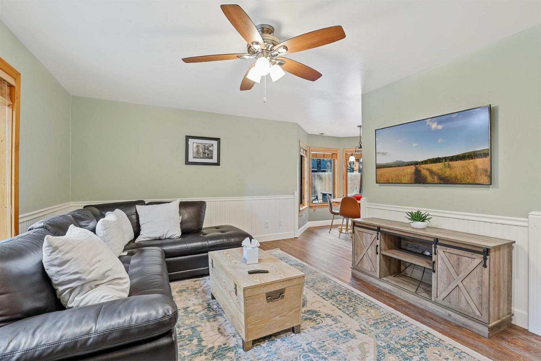 Bluebird Song Prime Location Outdoor Retreat With Fenced Yard And Firepit Flagstaff