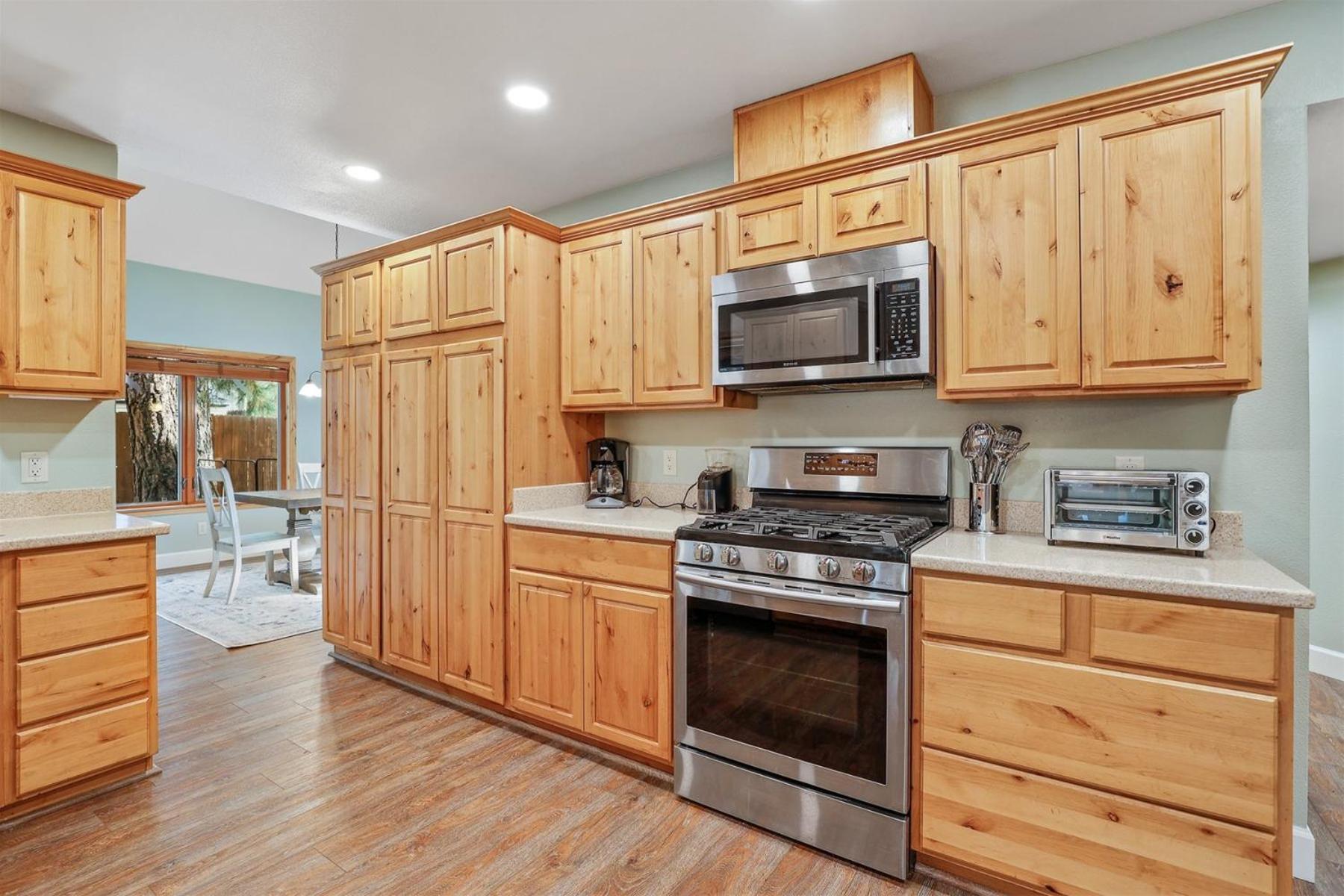 Bluebird Song Prime Location Outdoor Retreat With Fenced Yard And Firepit * Flagstaff