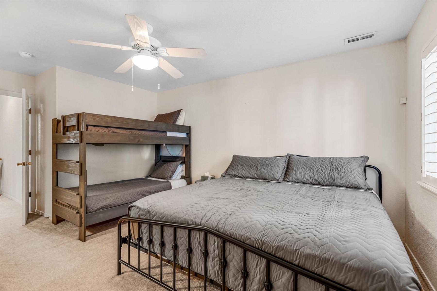 Holiday home Ace - A Hole In One Right On The Golf Course Hot Tub Mt Views Pines Flagstaff