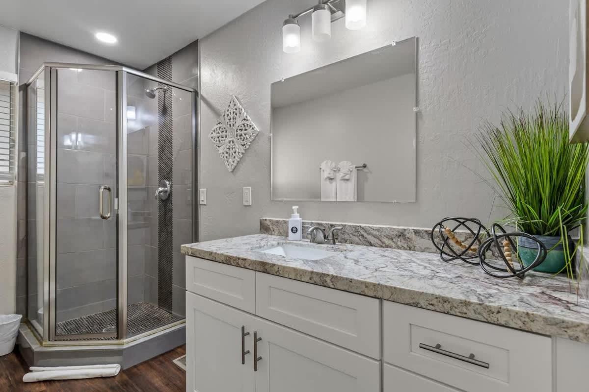 Holiday home Renovated Interior Design Gameroom Hottub