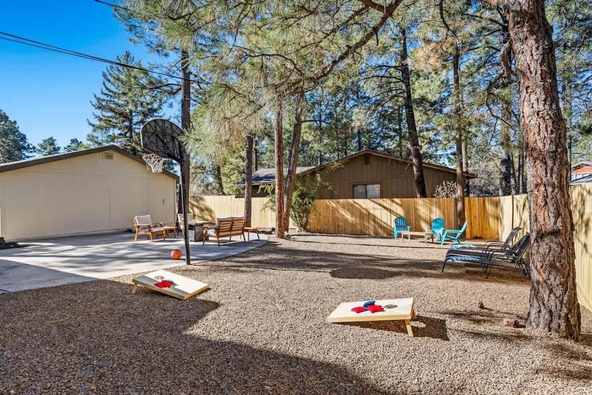 Renovated Interior Design Gameroom Hottub * Flagstaff