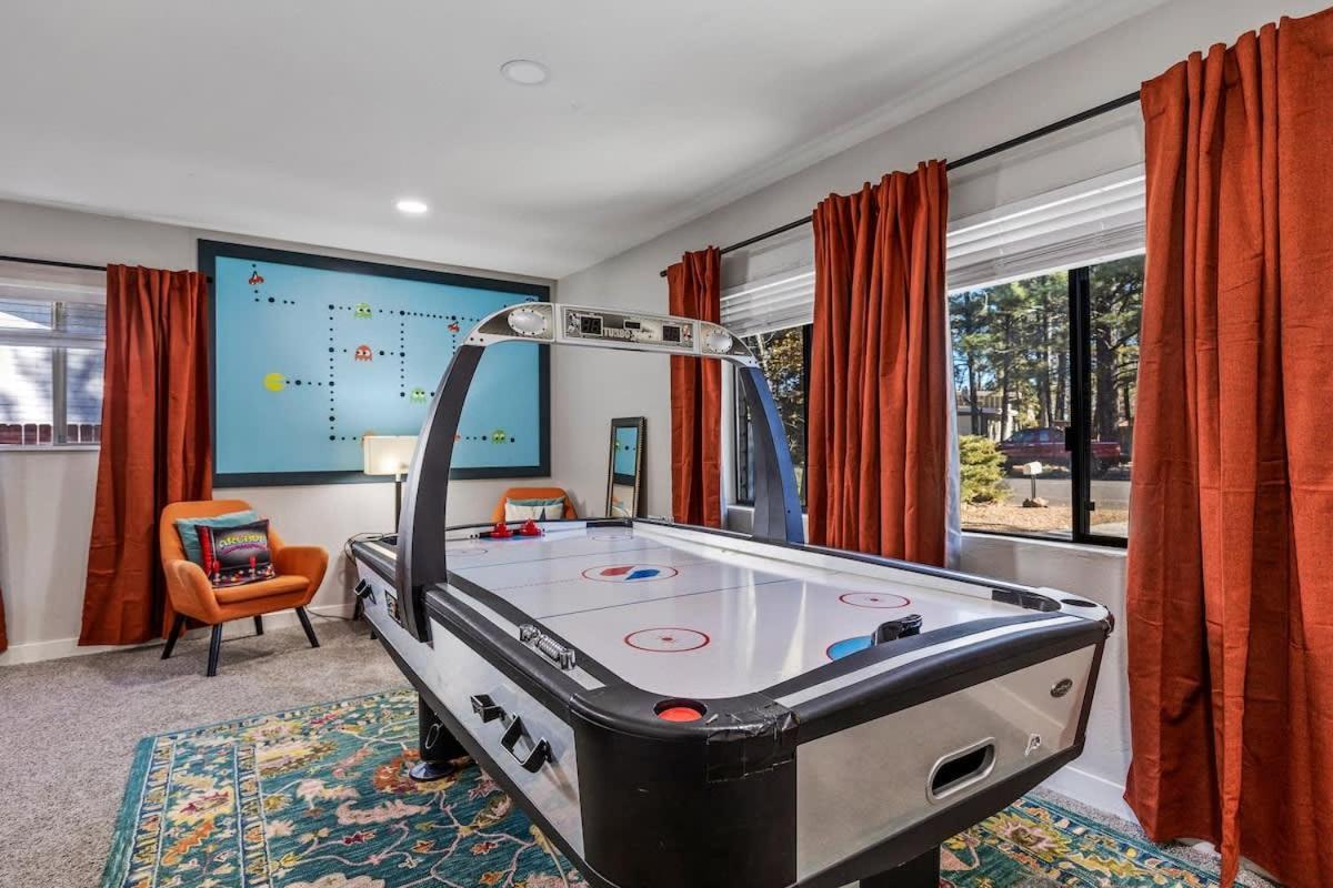 Renovated Interior Design Gameroom Hottub Flagstaff