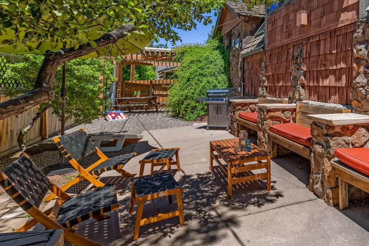 1800s Historic Heart Of Dt Flag Bbq Atrium * Flagstaff