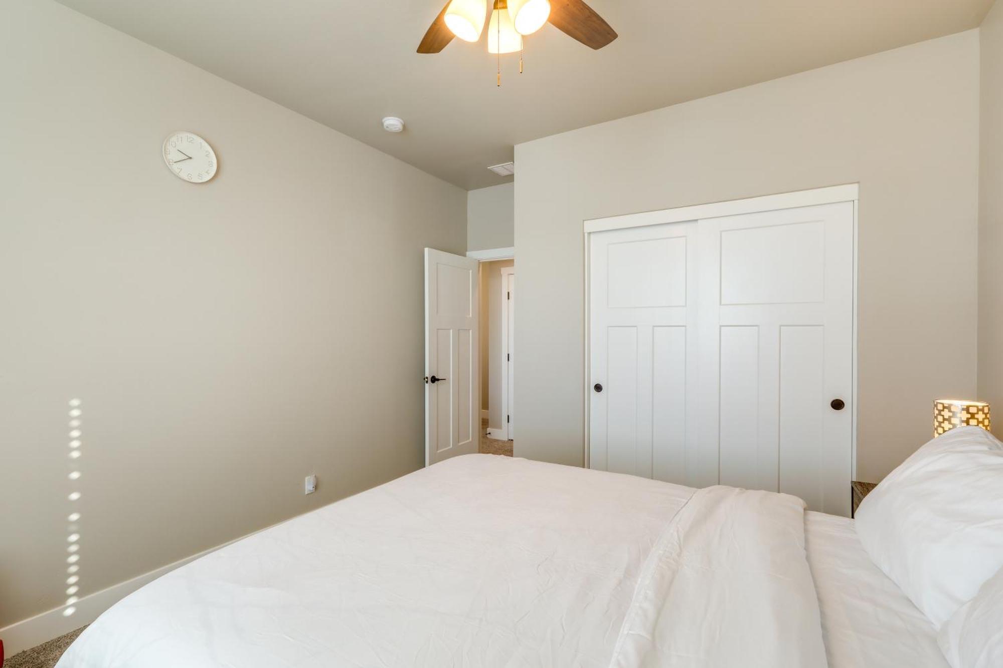 Getaway With Yard 4 Mi To Downtown! Holiday home *