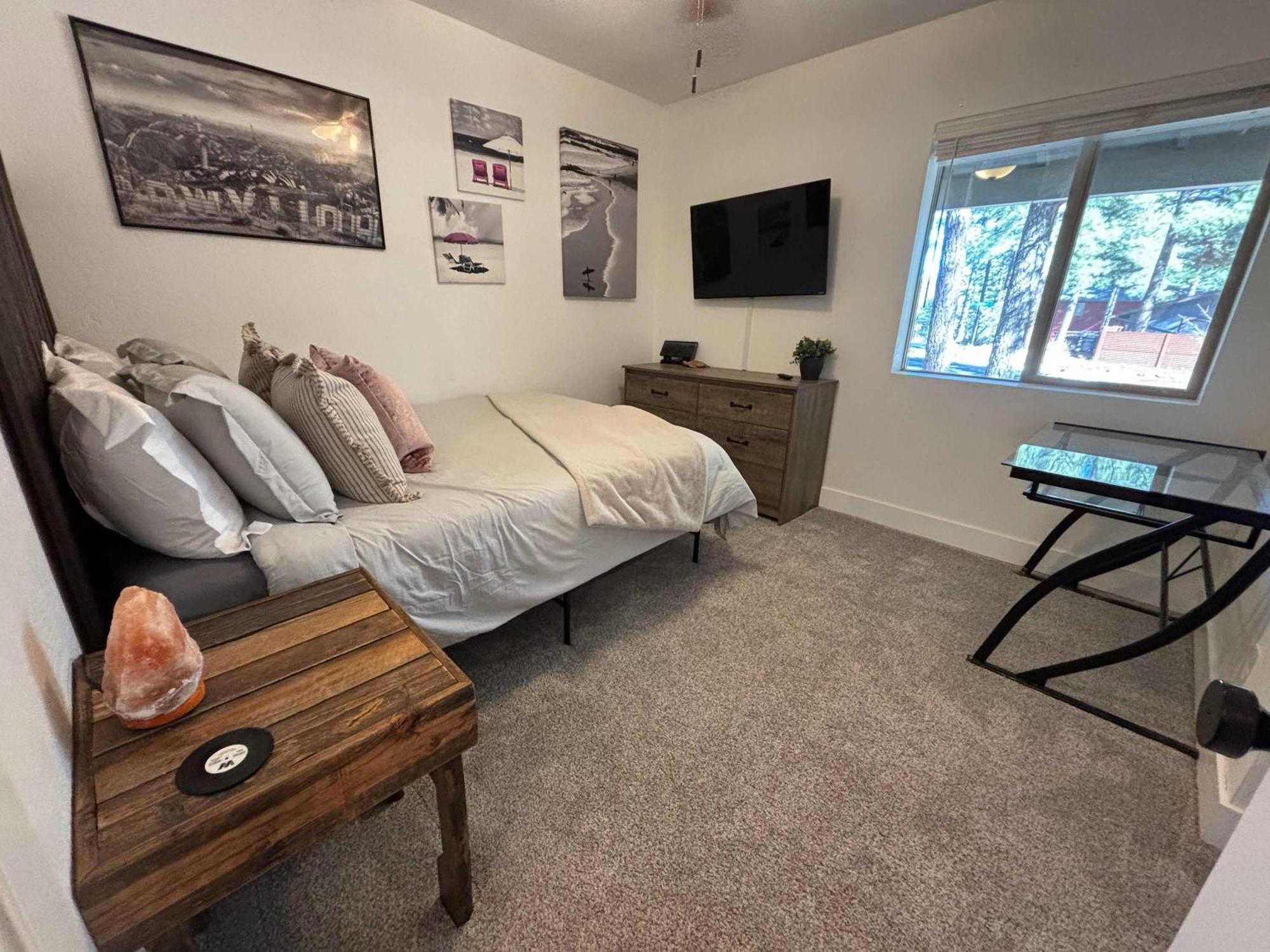 The Eagles Nest With Hot Tub Holiday home *