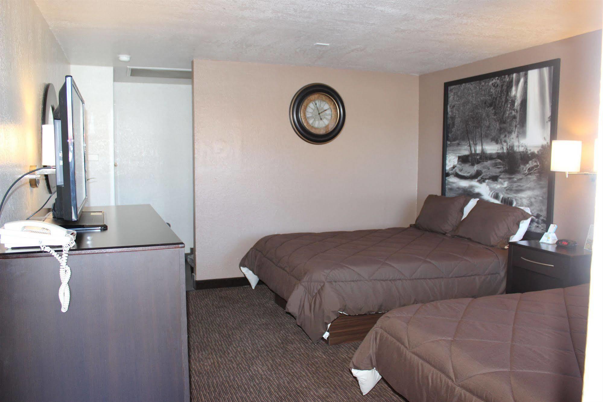 Hotel Canyon By Oyo Route-66 *