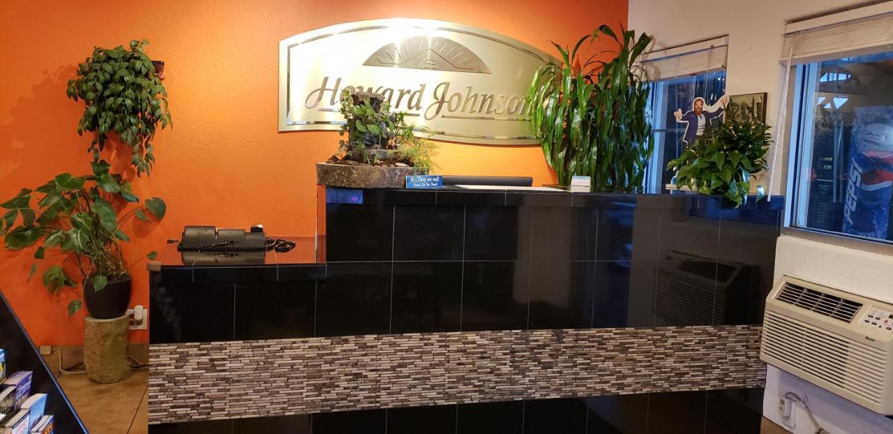 Howard Johnson By Wyndham University West Flagstaff