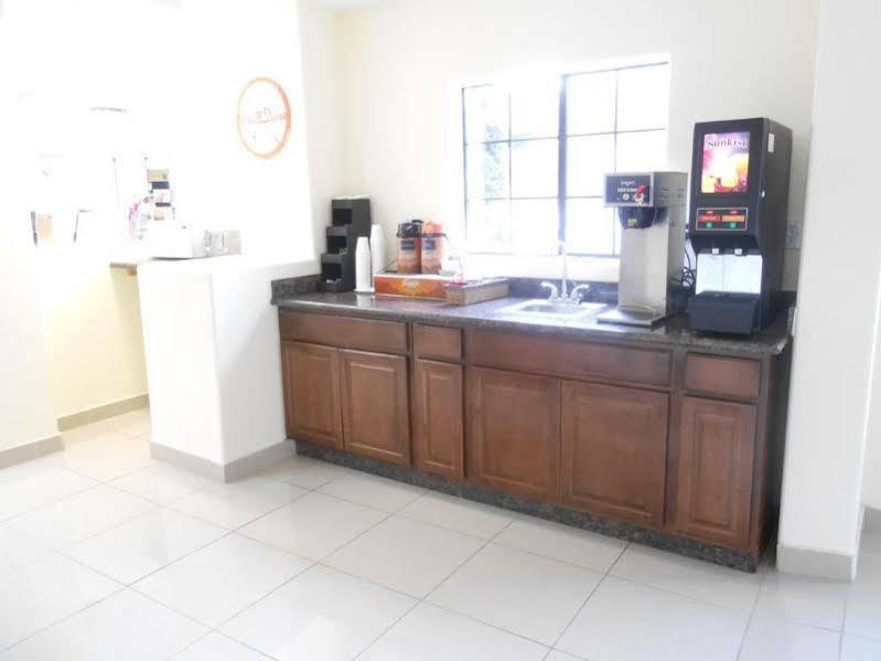Motel Howard Johnson By Wyndham University West Flagstaff