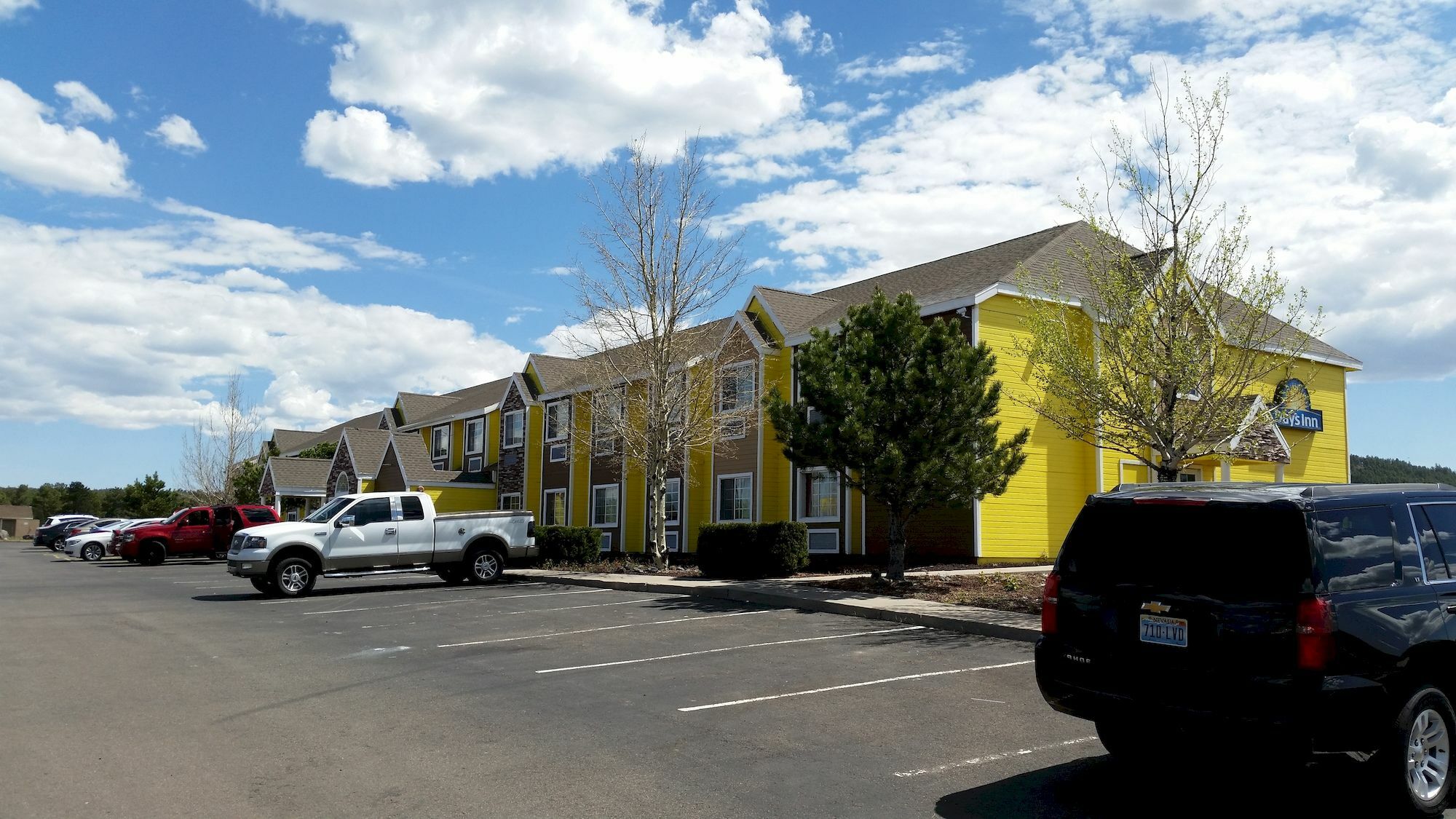 Western Shadow Mountain Hotel 3*